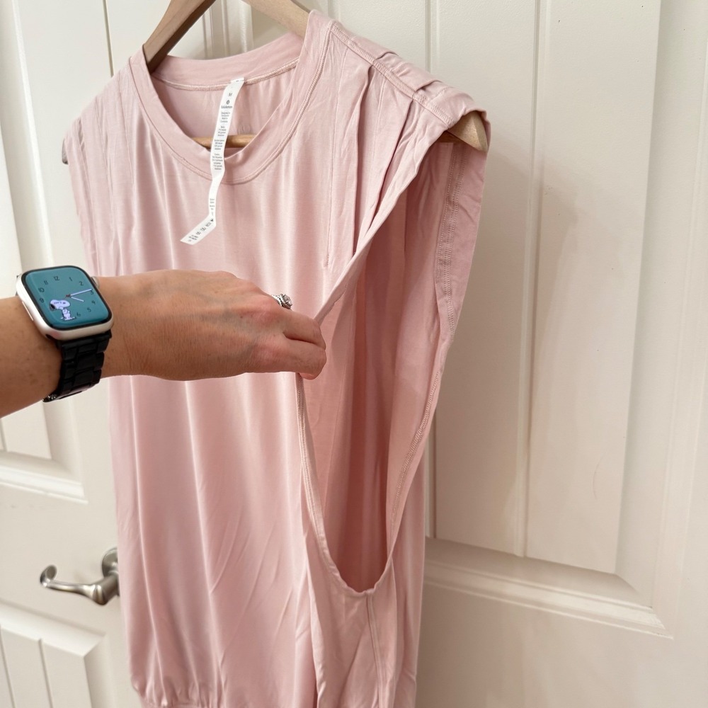 Lululemon Muscle Tank Bodysuit Size M Pink Pleated Shoulder Sleeveless - Picture 4 of 6